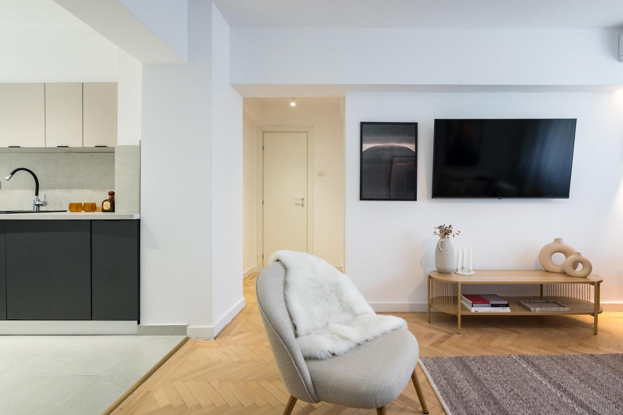 Majestic Downtown Apartment Bucureşti Ngoại thất bức ảnh