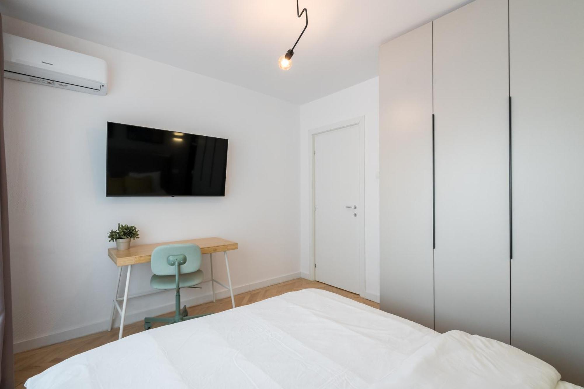 Majestic Downtown Apartment Bucureşti Ngoại thất bức ảnh