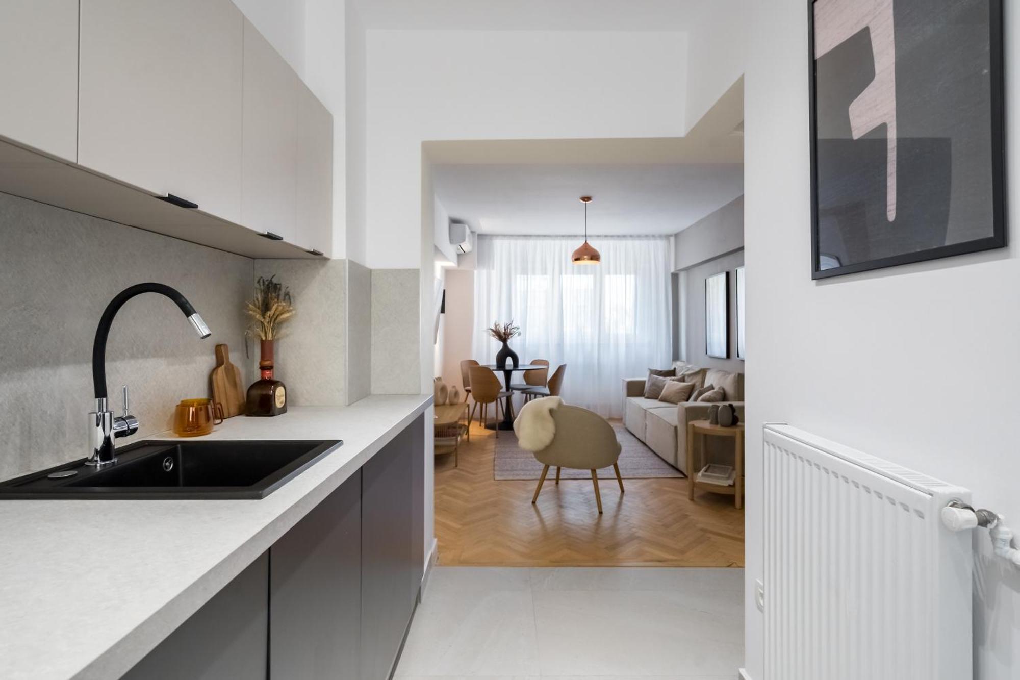 Majestic Downtown Apartment Bucureşti Ngoại thất bức ảnh