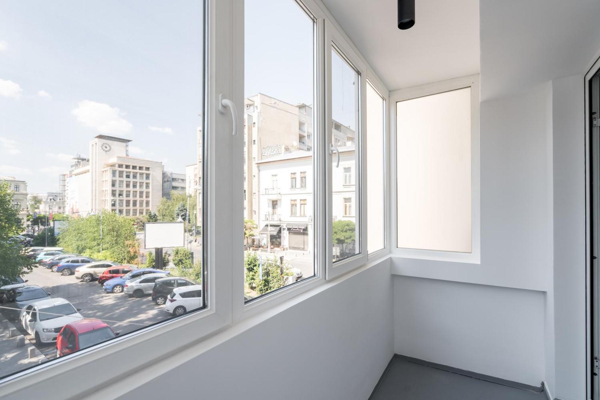 Majestic Downtown Apartment Bucureşti Ngoại thất bức ảnh
