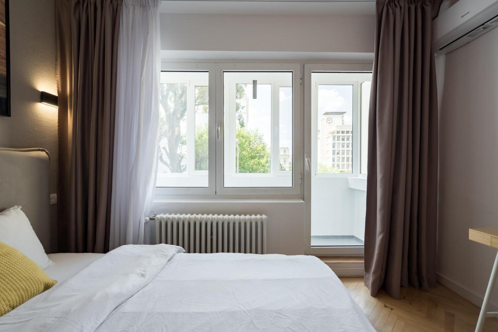 Majestic Downtown Apartment Bucureşti Ngoại thất bức ảnh