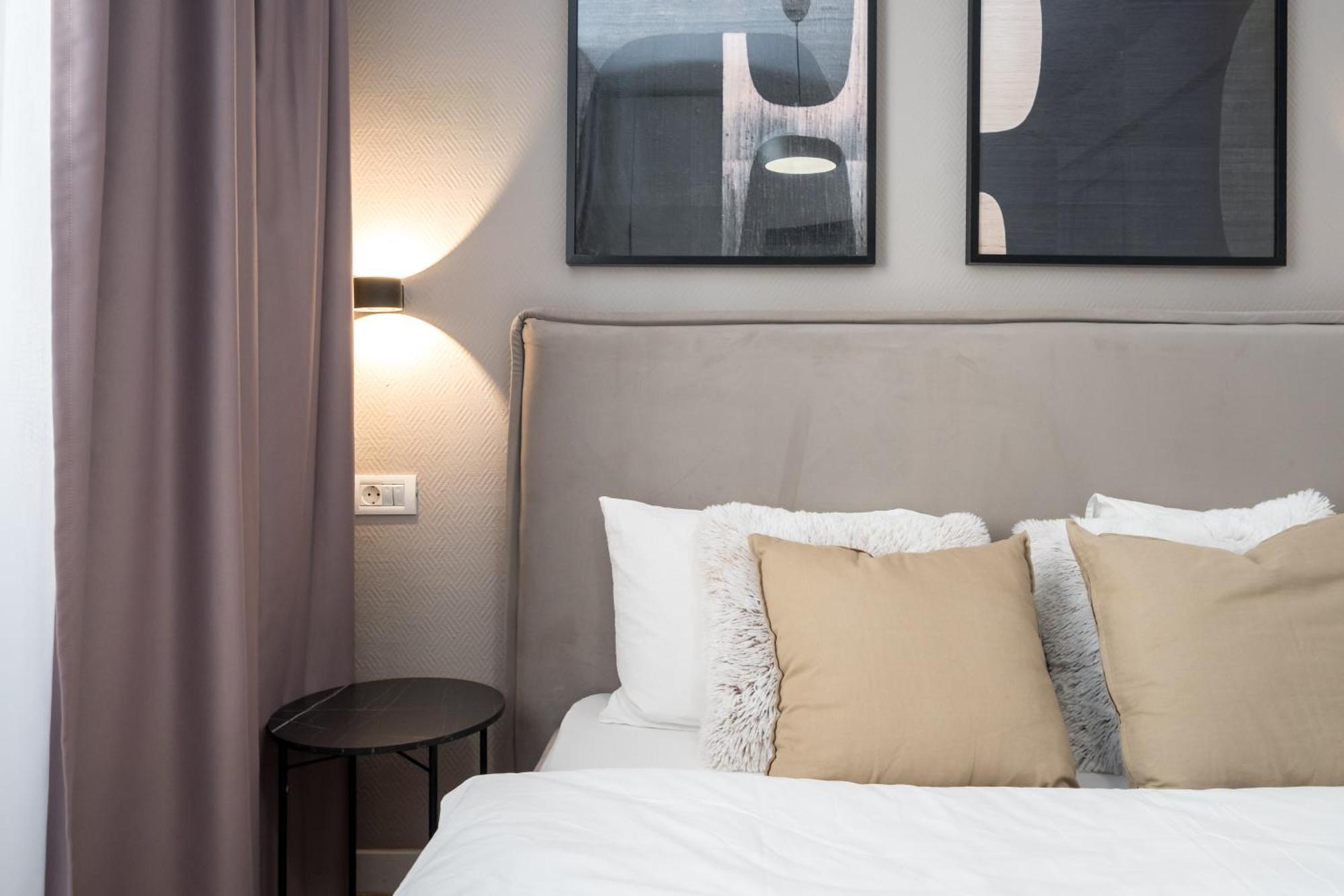 Majestic Downtown Apartment Bucureşti Ngoại thất bức ảnh